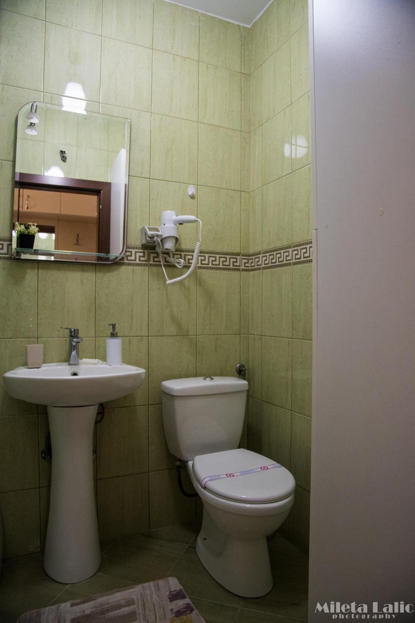 Sunny 412 Apartment Podgorica Exterior foto